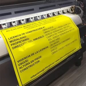 Valla publicitaria de gran formato impresa